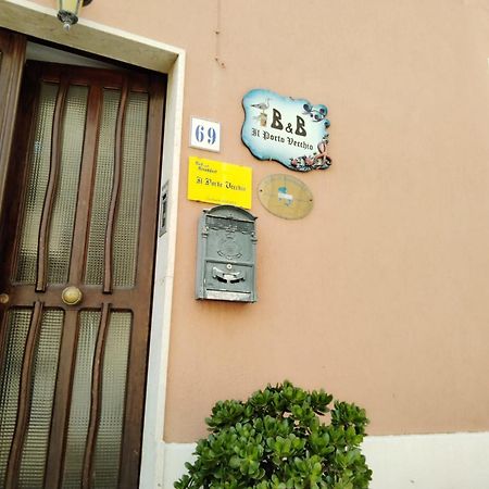 B&B Guest House Il Porto Vecchio Стинтино Экстерьер фото