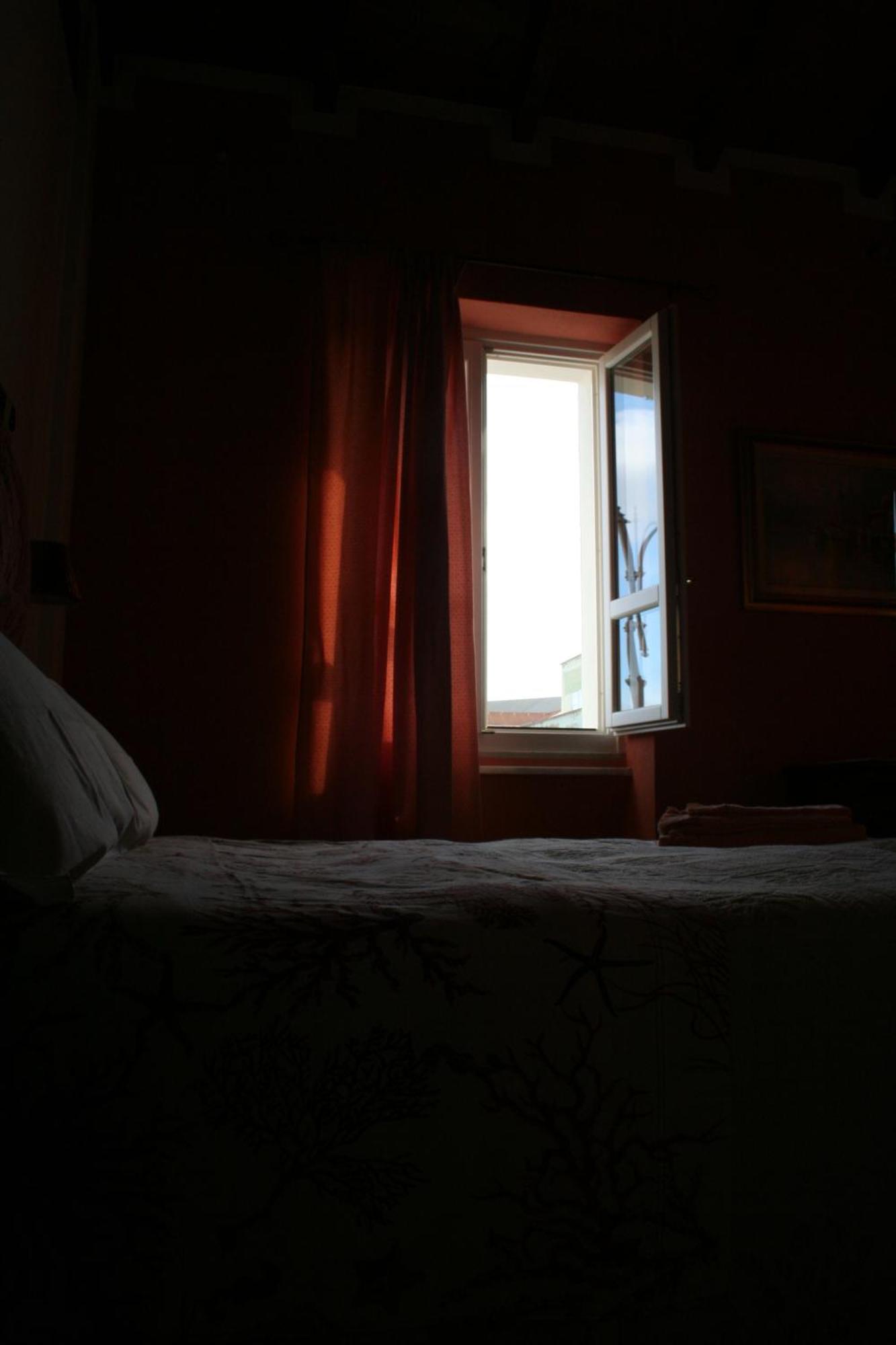 B&B Guest House Il Porto Vecchio Стинтино Экстерьер фото