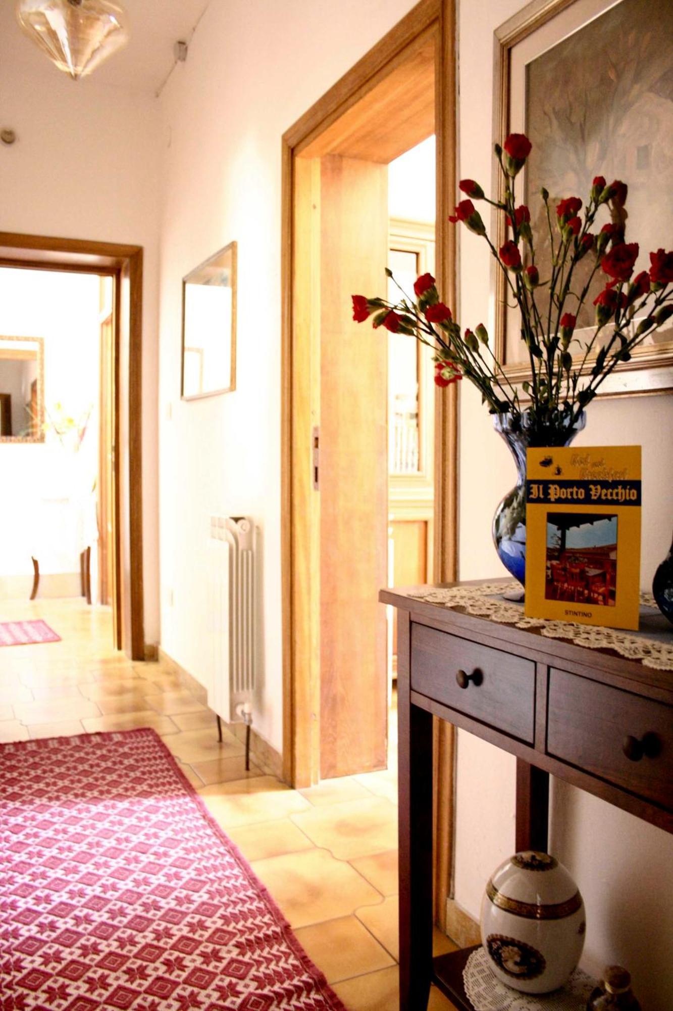 B&B Guest House Il Porto Vecchio Стинтино Экстерьер фото