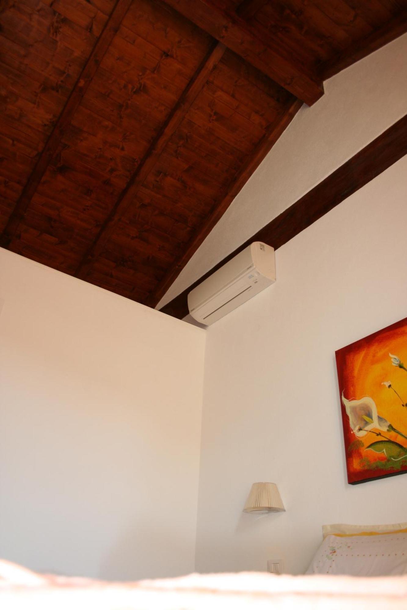 B&B Guest House Il Porto Vecchio Стинтино Номер фото