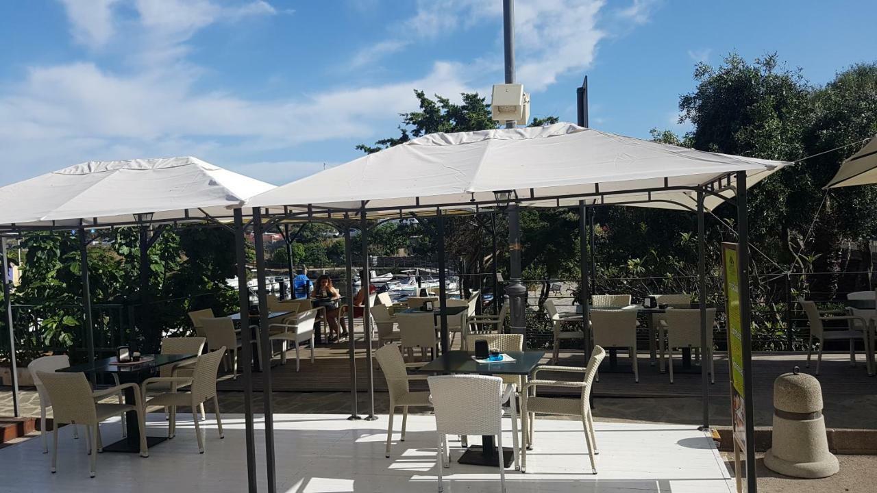 B&B Guest House Il Porto Vecchio Стинтино Экстерьер фото