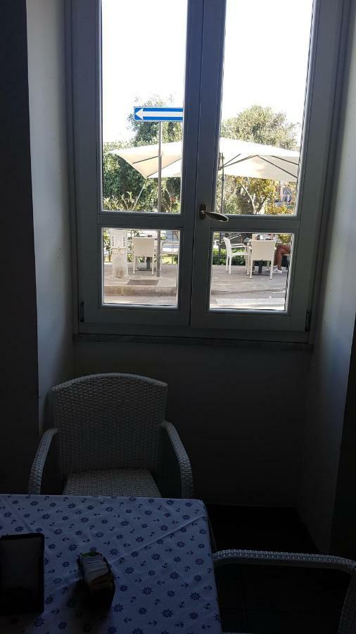 B&B Guest House Il Porto Vecchio Стинтино Экстерьер фото